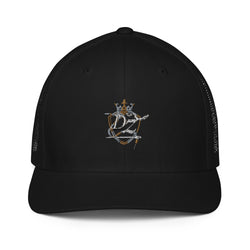 DzThreaDz. Closed-back trucker cap