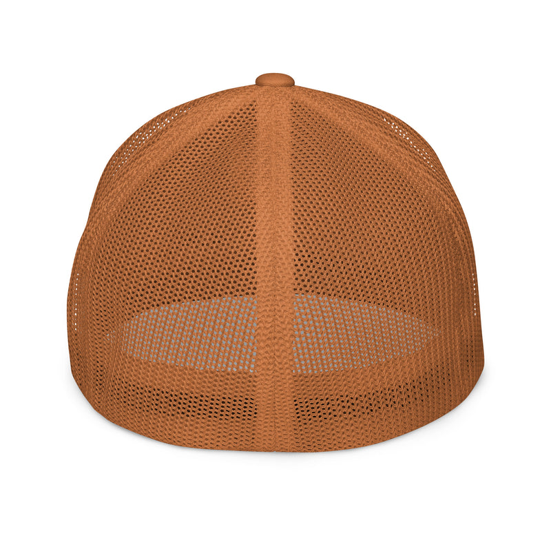 DzThreaDz. Closed-back trucker cap