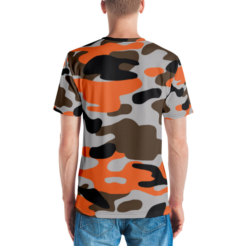 DzThreaDz. Orange Camo Men's t-shirt