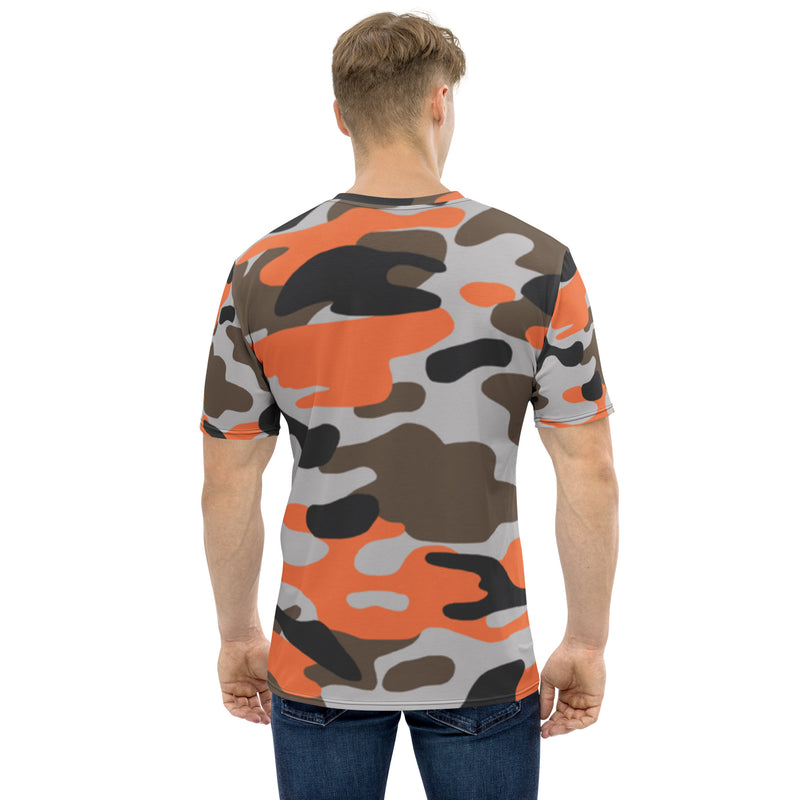 DzThreaDz. Orange Camo Men's t-shirt