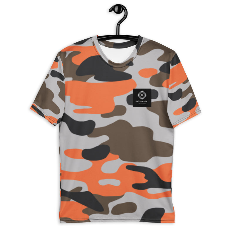 DzThreaDz. Orange Camo Men's t-shirt