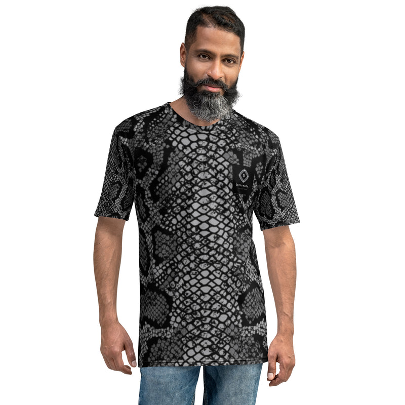 DzThreaDz. Snake Print Men's t-shirt