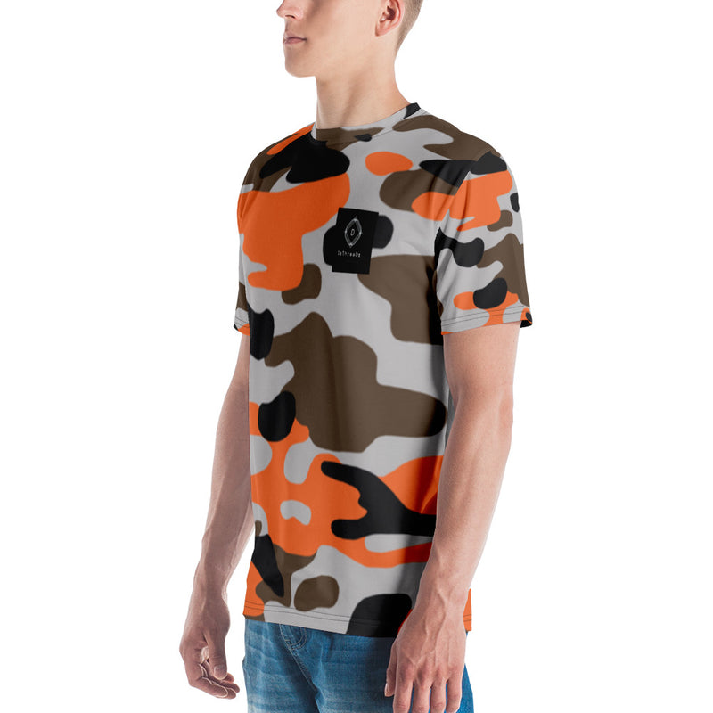 DzThreaDz. Orange Camo Men's t-shirt