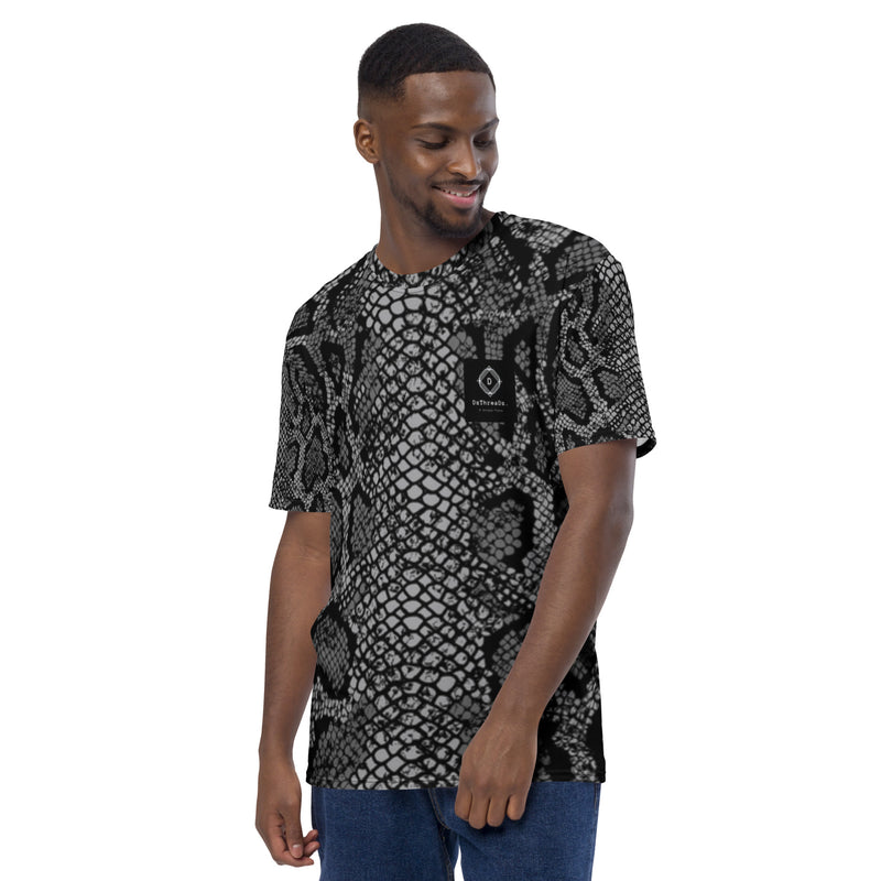 DzThreaDz. Snake Print Men's t-shirt