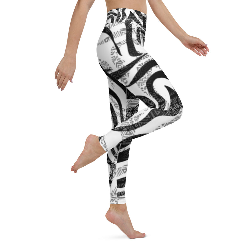 DzThreaDz. Zebra Yoga Leggings