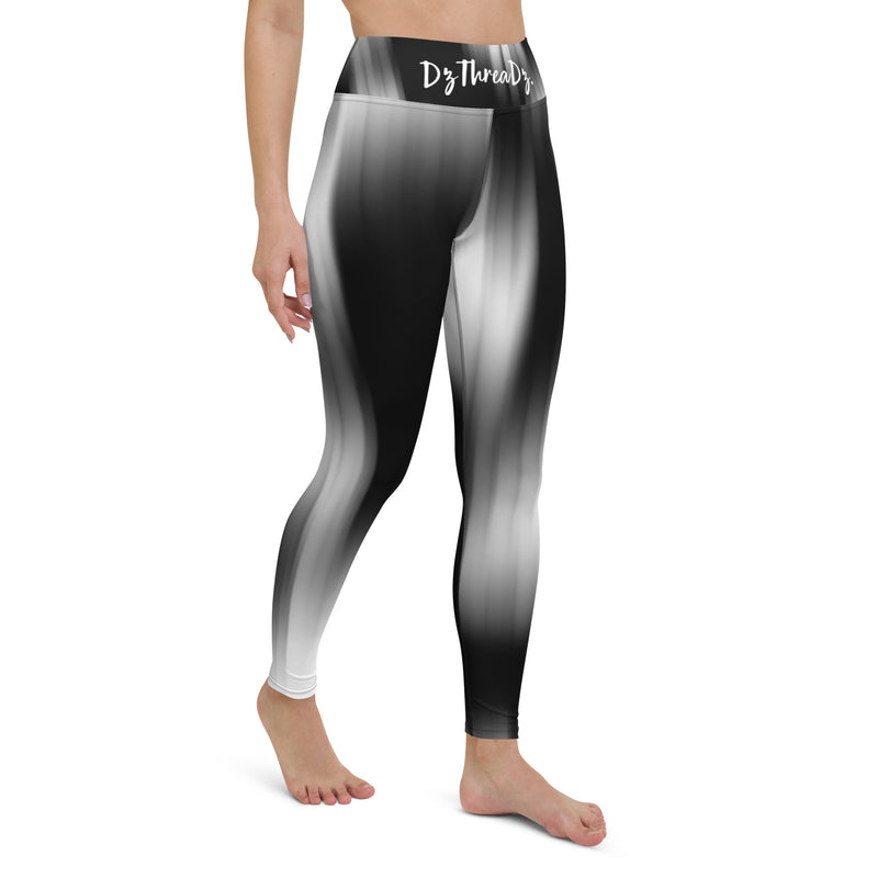 DzThreaDz. Black and White Fade Yoga Leggings